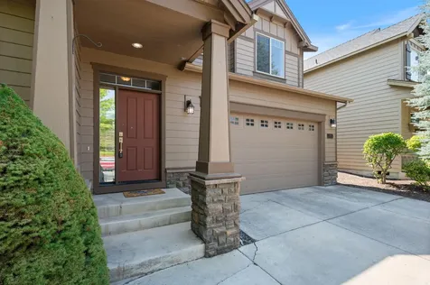 1228 NE Steins Pillar Drive Prineville OR 97754