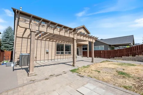 1228 NE Steins Pillar Drive Prineville OR 97754