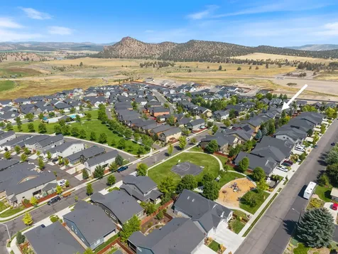 1228 NE Steins Pillar Drive Prineville OR 97754