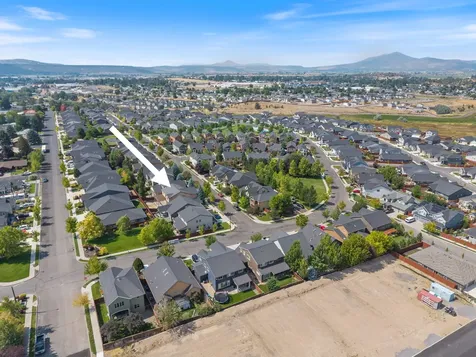 1228 NE Steins Pillar Drive Prineville OR 97754