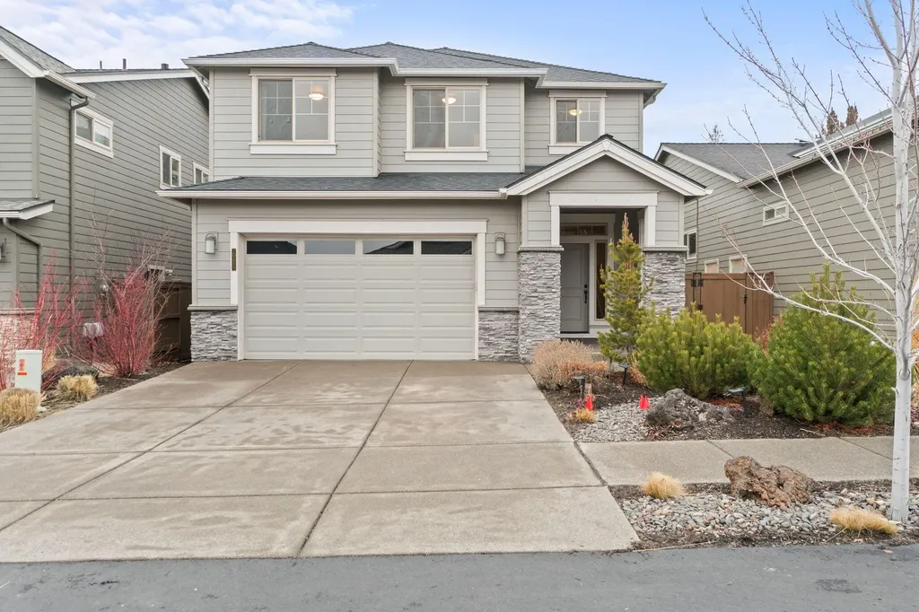 20880 SE Humber Lane Bend OR 97702