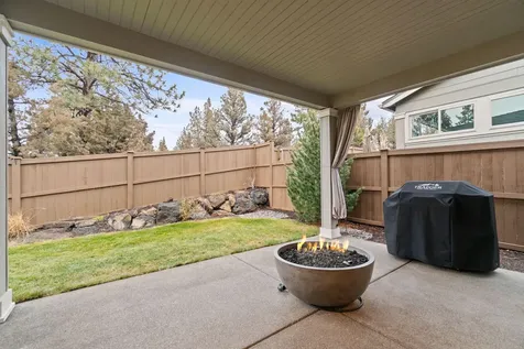 20880 SE Humber Lane Bend OR 97702
