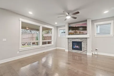 20880 SE Humber Lane Bend OR 97702