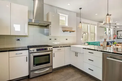 270 N First Street Ashland OR 97520