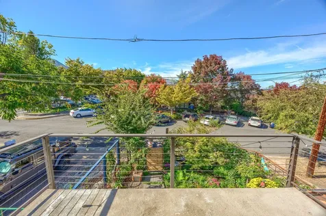270 N First Street Ashland OR 97520