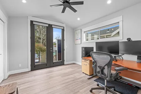 270 N First Street Ashland OR 97520