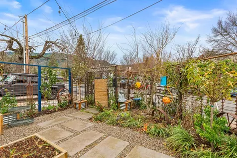 270 N First Street Ashland OR 97520