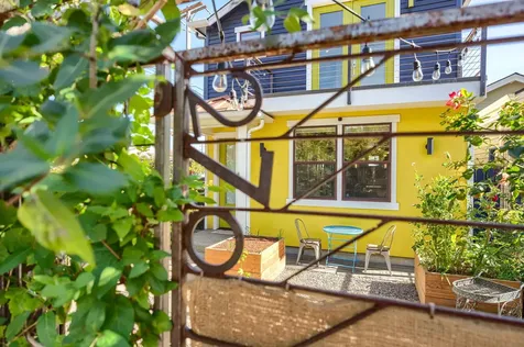 270 N First Street Ashland OR 97520