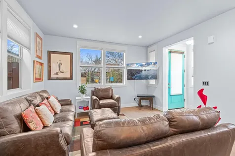 270 N First Street Ashland OR 97520