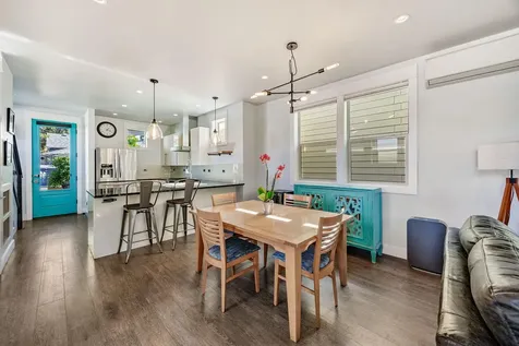 270 N First Street Ashland OR 97520