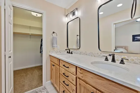 549 NE Begonia Street Madras OR 97741