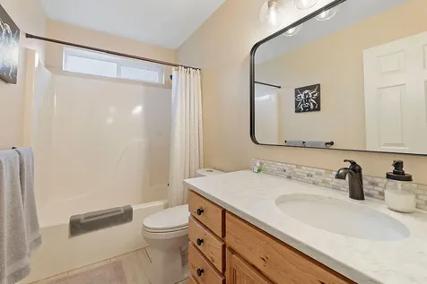 549 NE Begonia Street Madras OR 97741