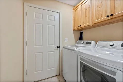 549 NE Begonia Street Madras OR 97741