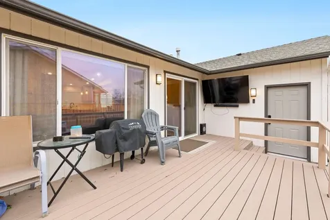 549 NE Begonia Street Madras OR 97741