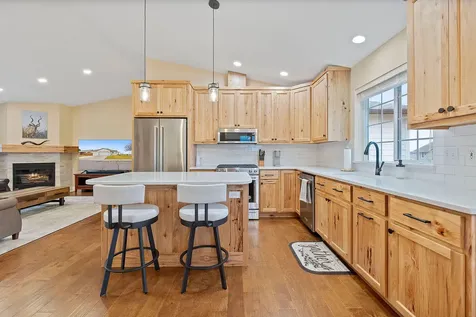 549 NE Begonia Street Madras OR 97741