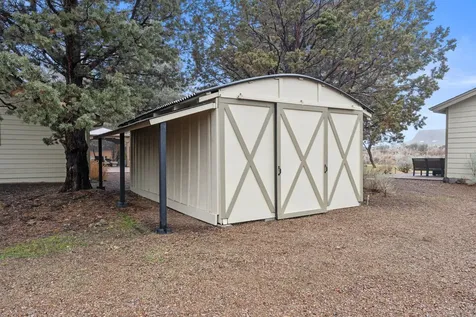 64089 Tumalo Rim Drive Bend OR 97703