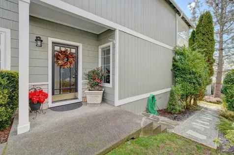 3579 South Village Drive Medford OR 97504