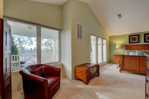 3579 South Village Drive Medford OR 97504