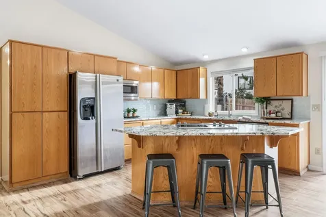 2217 NE Wells Acres Road Bend OR 97701