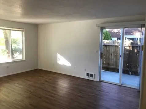 2536 SW 23rd Street Redmond OR 97756