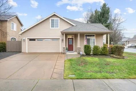 119 Bellerive Drive Eagle Point OR 97524