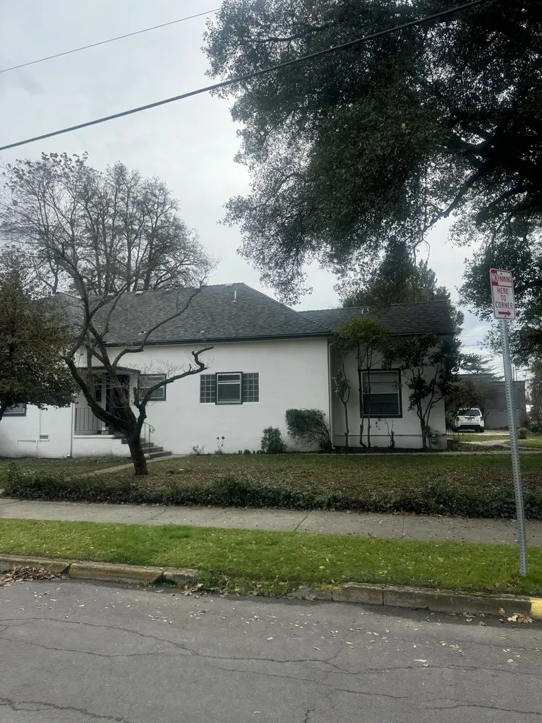 40 Crater Lake Avenue Medford OR 97504