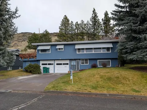 1005 Newcastle Avenue Klamath Falls OR 97601