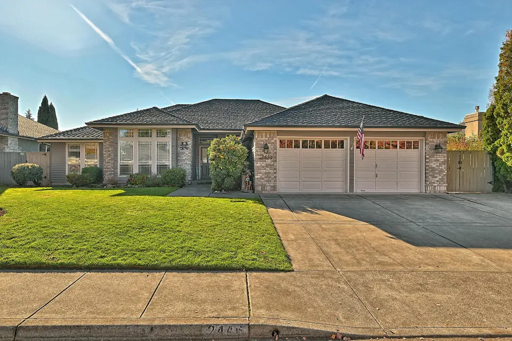 2446 Greenridge Drive Medford OR 97504