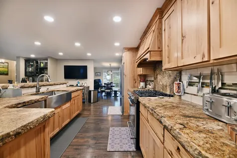 2446 Greenridge Drive Medford OR 97504