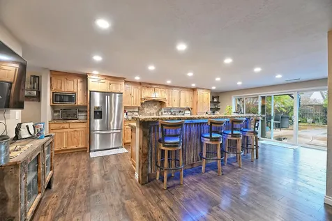 2446 Greenridge Drive Medford OR 97504