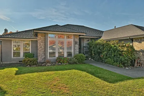 2446 Greenridge Drive Medford OR 97504