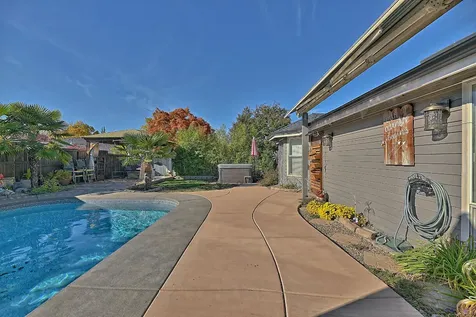 2446 Greenridge Drive Medford OR 97504