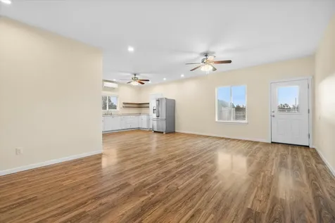 63042 Deschutes Road Bend OR 97701