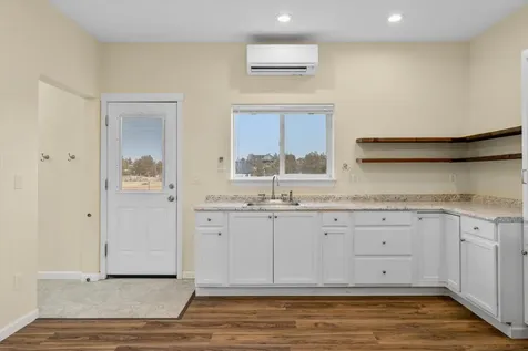 63042 Deschutes Road Bend OR 97701