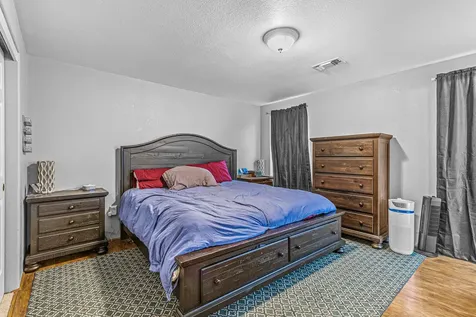 596 Teakwood Drive Eagle Point OR 97524