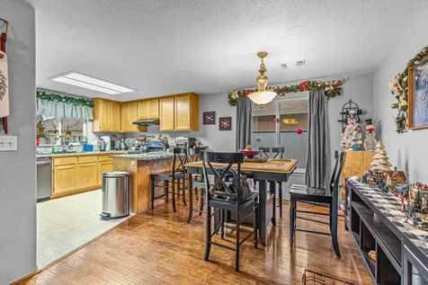 596 Teakwood Drive Eagle Point OR 97524