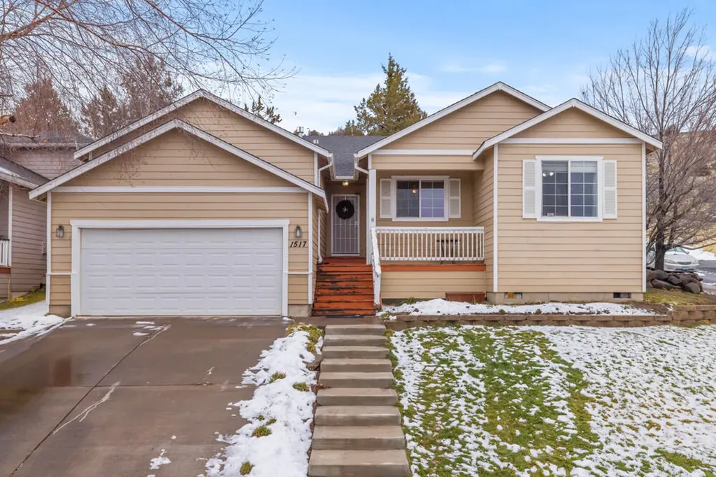 1517 Red Bud Drive Klamath Falls OR 97601