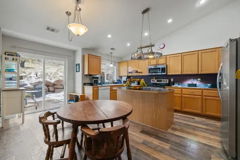 1517 Red Bud Drive Klamath Falls OR 97601