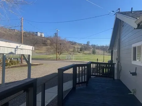 107 Tabor Avenue Eagle Point OR 97524
