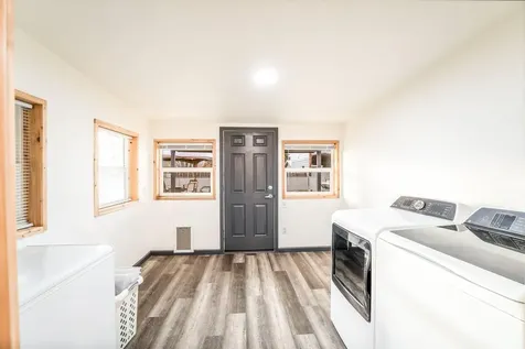 1053 SW 12th Street Redmond OR 97756
