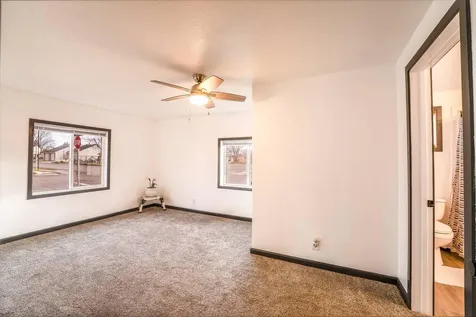 1053 SW 12th Street Redmond OR 97756
