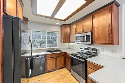 720 Salishan Court Ashland OR 97520