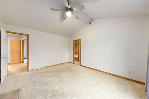 720 Salishan Court Ashland OR 97520