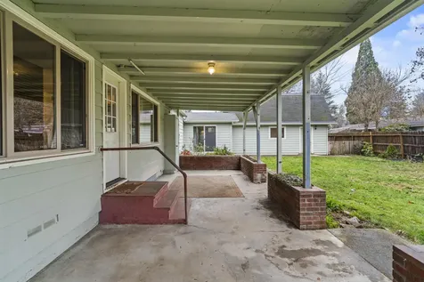 1314 SE Elm Lane Grants Pass OR 97526