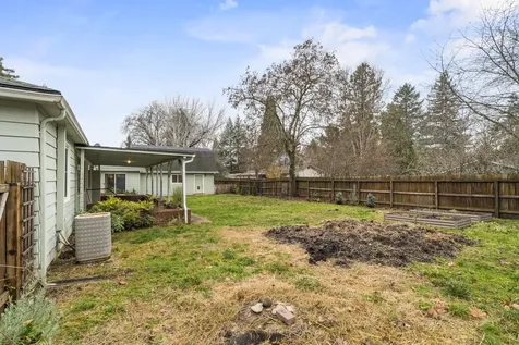 1314 SE Elm Lane Grants Pass OR 97526