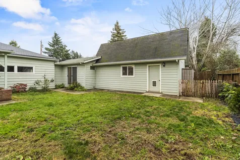 1314 SE Elm Lane Grants Pass OR 97526