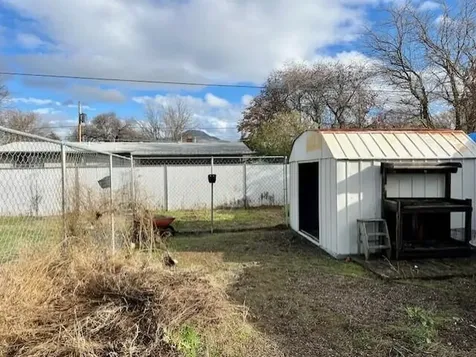 2524 Whittle Avenue Medford OR 97504