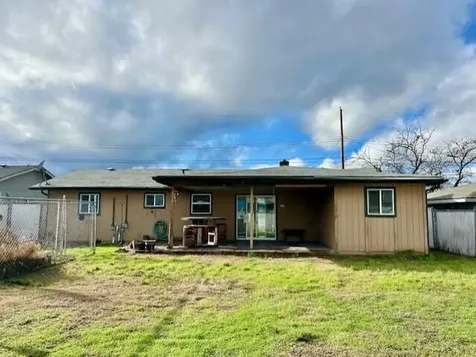 2524 Whittle Avenue Medford OR 97504