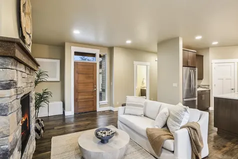2328 NW Bens Court Bend OR 97703