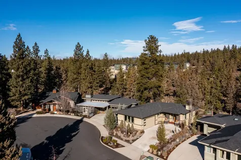 2328 NW Bens Court Bend OR 97703